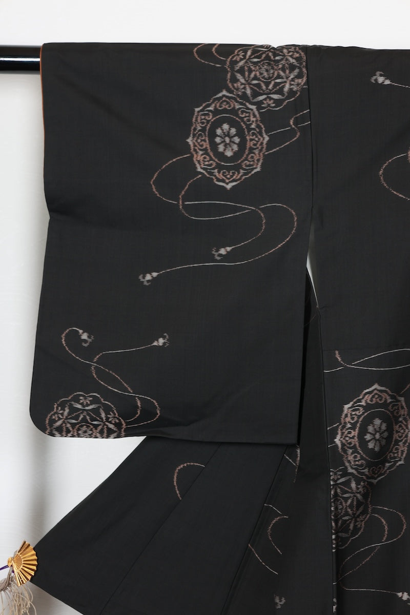 Tsumugi kimono black gray brown pre-owned /AZ80