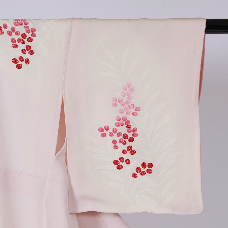 Japanese kimono  (Houmongi) M-size silk  / B37