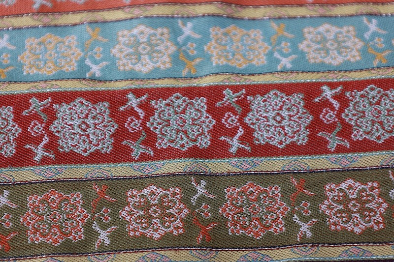 Tatsumura Table Center, Brand New, Tang Flower Twin Birds Long Variegated Brocade, Warp Brocade, B22000