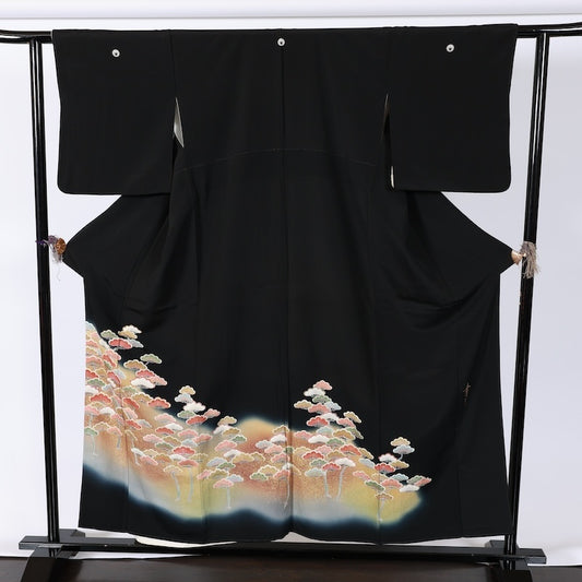 Japanese kimono used <Kurotomesode> M-size  silk 100% /B726