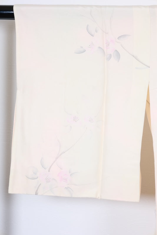 Nagajuban (long under-kimono) light pink gray flower pre-owned