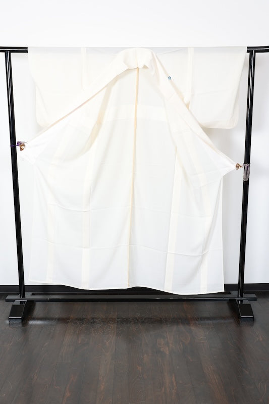 Summer- kimono used, ro (gauze weave), off-white, five-crest bellflower design, B1549