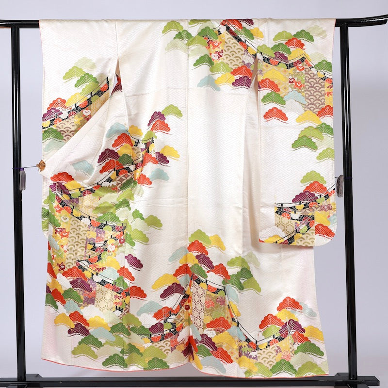 Long-sleeved kimono (Furisode)  /B58