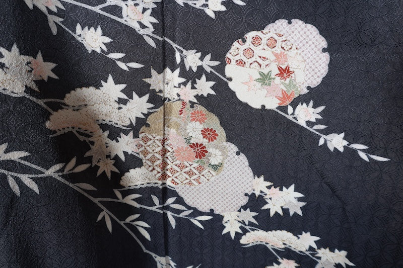 Japanease kimono  Used(Houmongi) L-size 100% silk /K53Gray Gold White Green Shrimp tea Flower