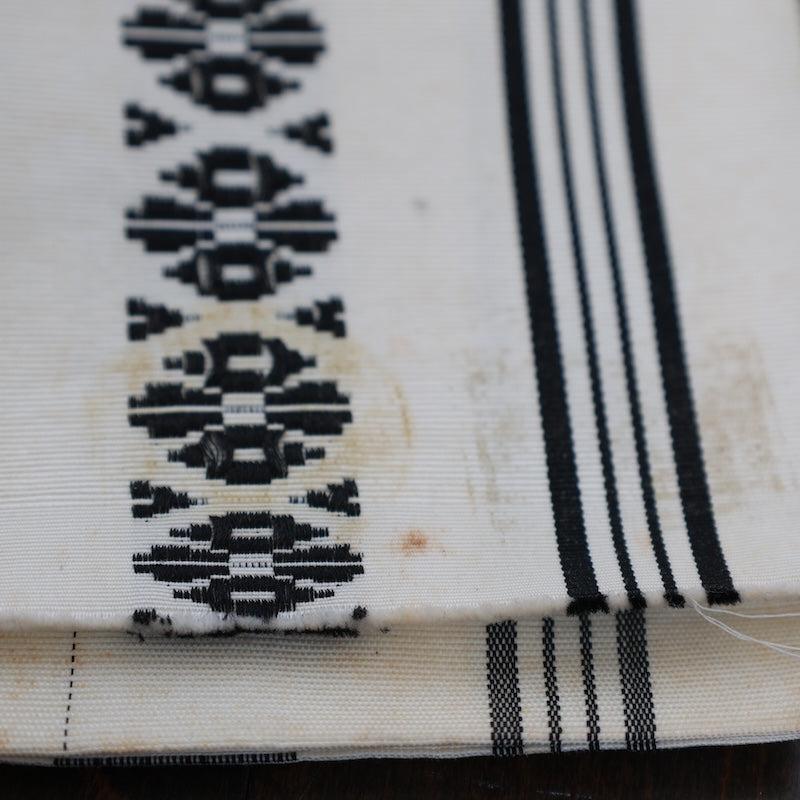 Japanese kimono used sash belt (obi) 100% silk  /  T345