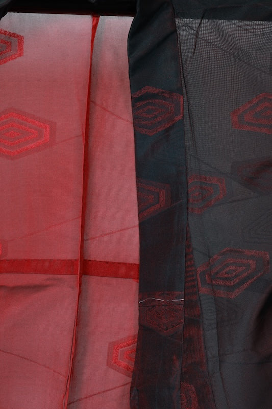 Komon used (kimono), Nishijin weave, patterned gauze, black and red, hexagonal diamond pattern, B1550
