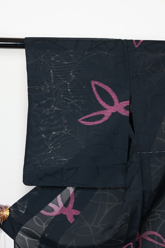 Summer kimono used, Nishijin weave, figured gauze, black and grape color, abstract pattern, B1546