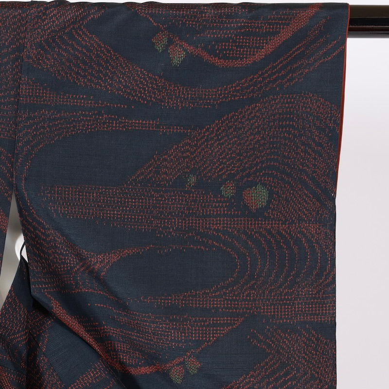 Japanese kimono  (Tsumugi) S-size silk  / B60