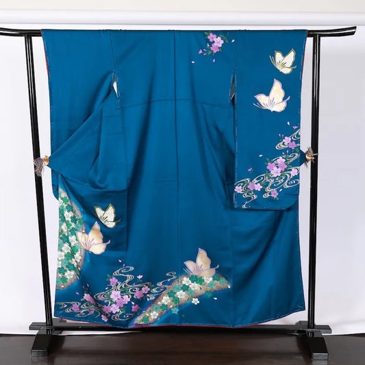 Japanese kimono used <Furisode> M-size  silk 100% /B740