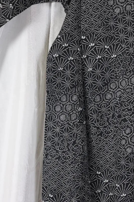 Japanese kimono used <komon> L size  silk 100% /K281