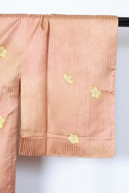 coat, brand new, Nishijin weave, shades of brown and yellow stripes, floral pattern, R311