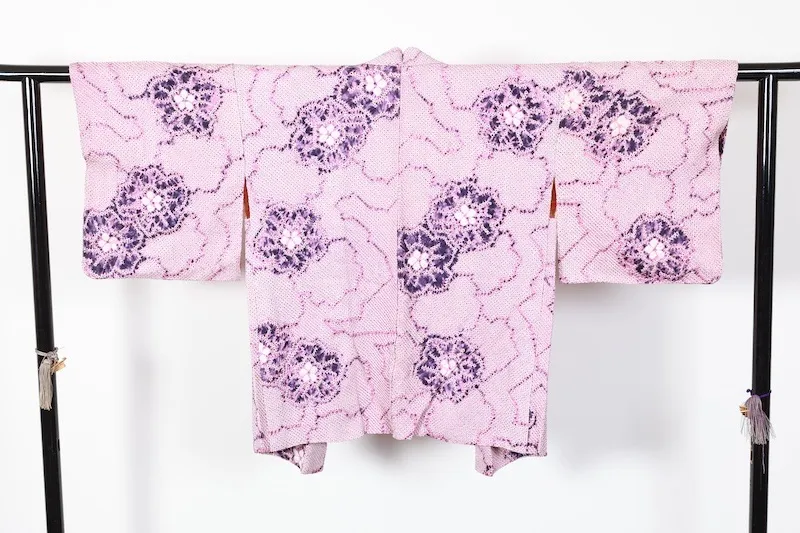 Japan used Haori – Purple, pale cherry-blossom pink, and white; floral pattern; *boshi-shibori* and *hikita-shibori* (tie-dyeing techniques) – T167