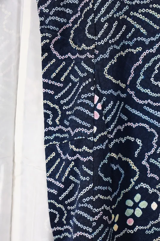 Komon (used kimono fabric) - Indigo, Gray, Off-white, Yellow, Cherry Blossom Pink, White - Hikida Shibori (tie-dyeing) - Hat Shibori (tie-dyeing) - B1435