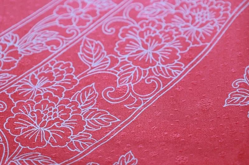 Brand new stole – red, beige, floral – R352
