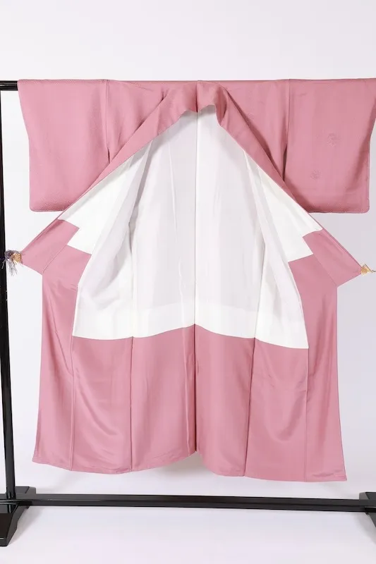 Tsukesage Kimono – Brand New & Unused – Purple-Pink – Swatow Embroidery – B1421