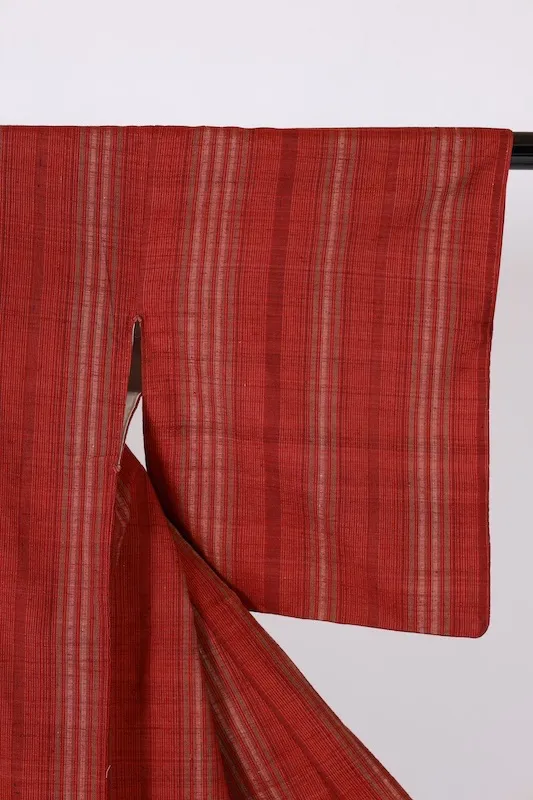 Gujo Tsumugi(Japan Pre-loved kimono) – Red, Green, Wine,Hand-woven – LL39