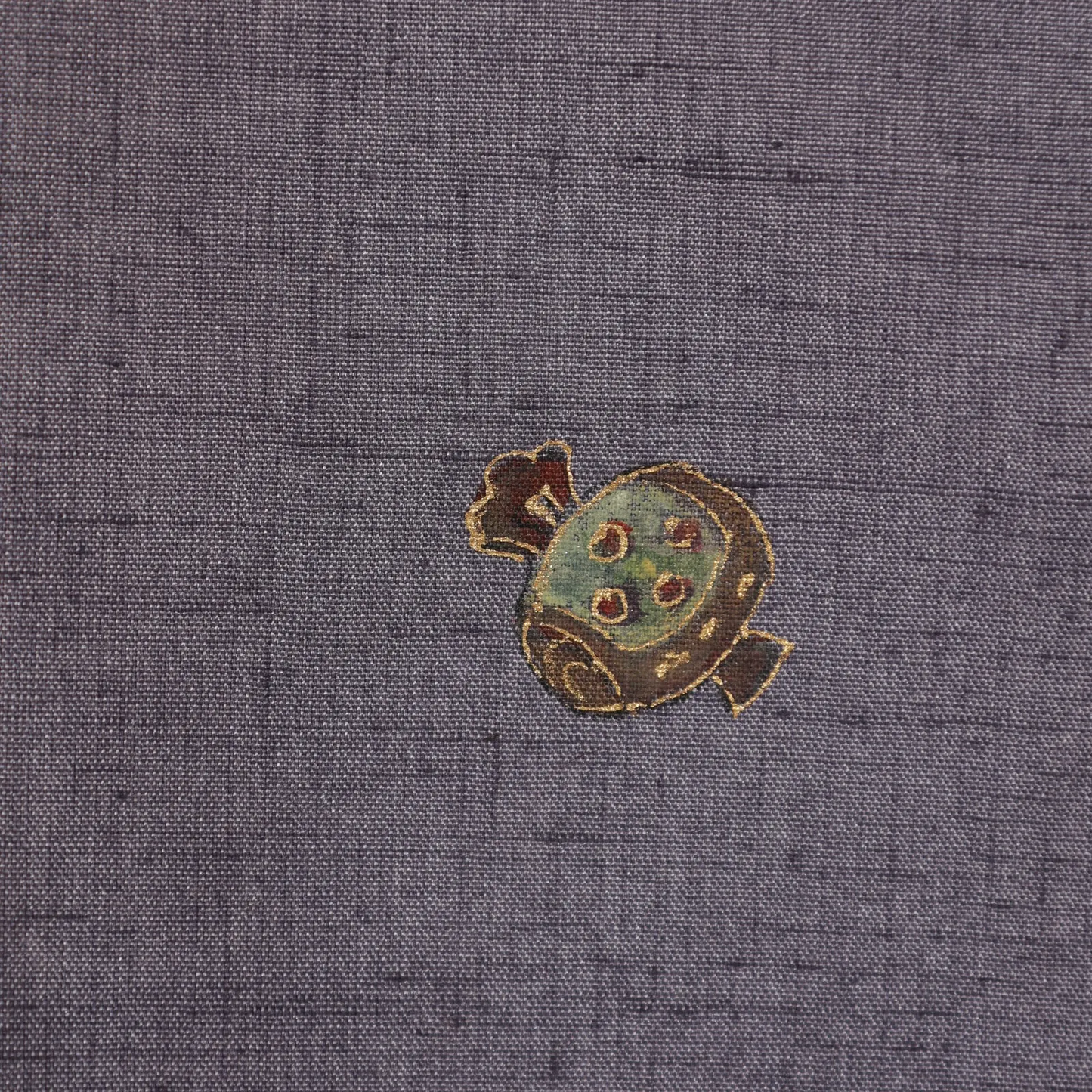 Silk pongee visiting kimono used, purple, indigo, gold, silver, green, auspicious motifs: cherry blossoms, plum blossoms, bamboo, chrysanthemums, V15