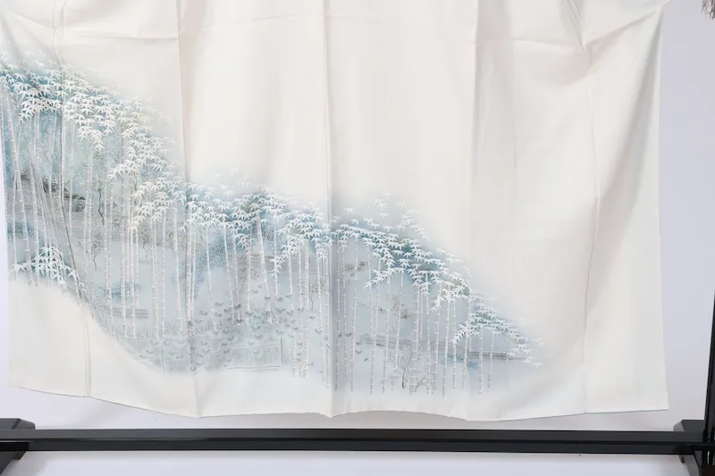 Visiting kimono used, off-white, gray, white, blue, green, silver, bamboo pattern, embroidery, B1426