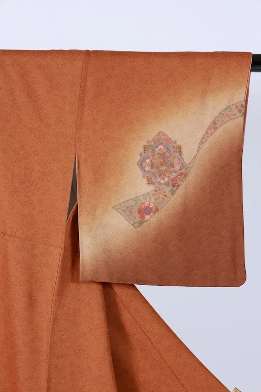 Tsukesage used Kimono – Shades of Brown, Green, and Purple; Floral and Noshi (Ceremonial Ribbon) Motifs; Swatow Embroidery (B1411)