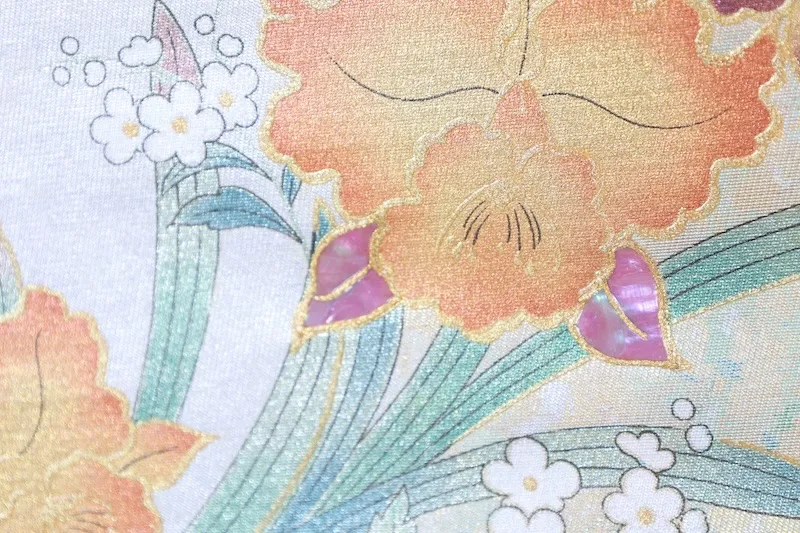 Nagoya Obi fabric – Brand New, Untailored – Silver, Gold – Mother-of-Pearl Inlay (Raden) – Gold/Silver –  A406