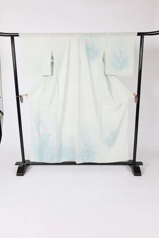 Summer formal kimono used (houmongi), ro silk, white-green, gray, white, coral, blue, floral pattern, L61