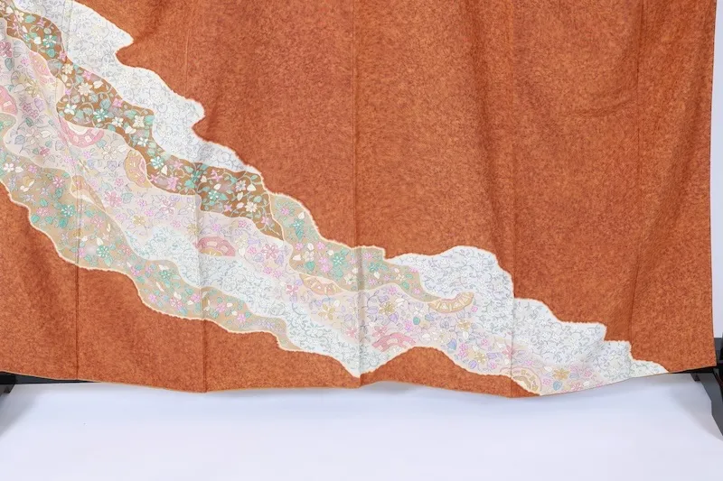 Visiting kimono used, brown, purple, coral, green, ink, gold, blue, floral pattern, hand-painted Kyoto Yuzen dyeing, B1410