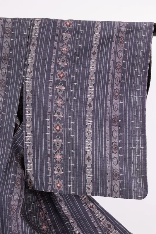 Akagi Tsumugi(Japan Pre-loved kimono) Shades of Purple, White, and Brown (A089)