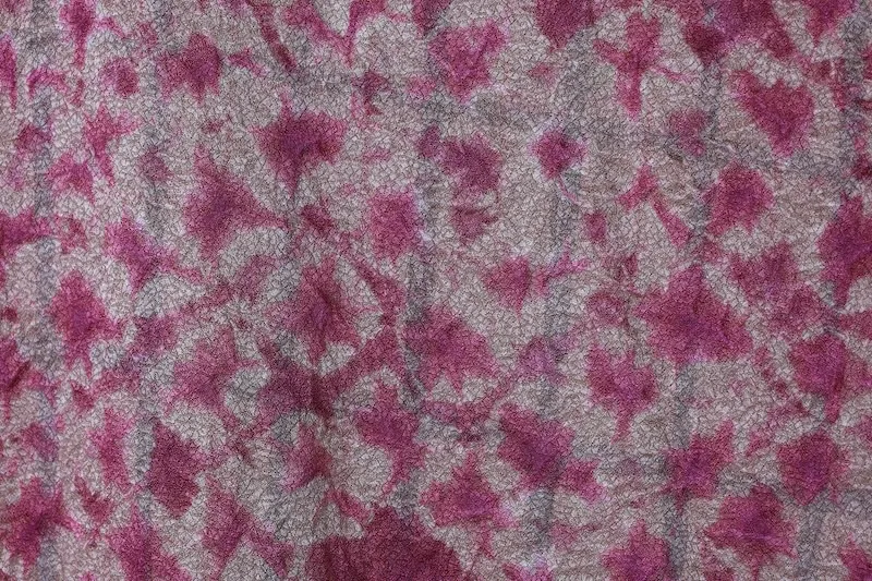 Komon (kimono), brand new, unused, in reddish-brown and mustard yellow, with a hat-shaped tie-dye pattern, B1385