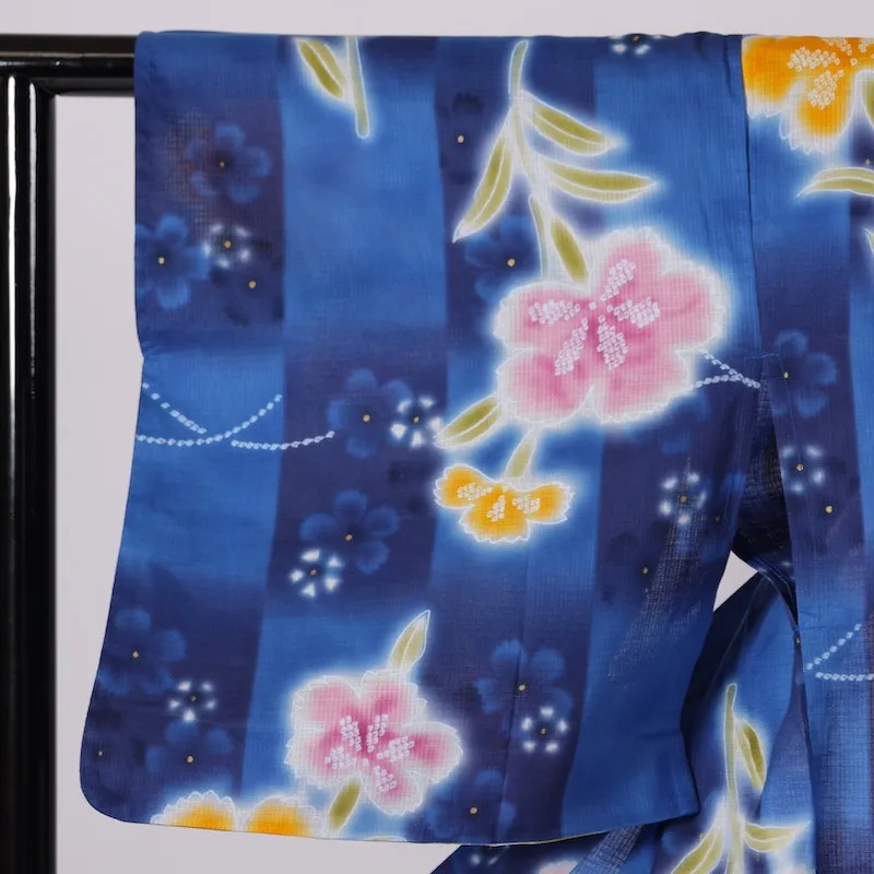 Yukata used(Japanese summer kimono) - Blue with floral pattern / A25