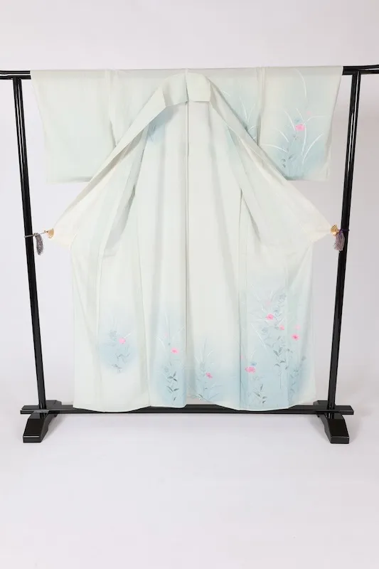 Summer formal kimono used (houmongi), ro silk, white-green, gray, white, coral, blue, floral pattern, L61