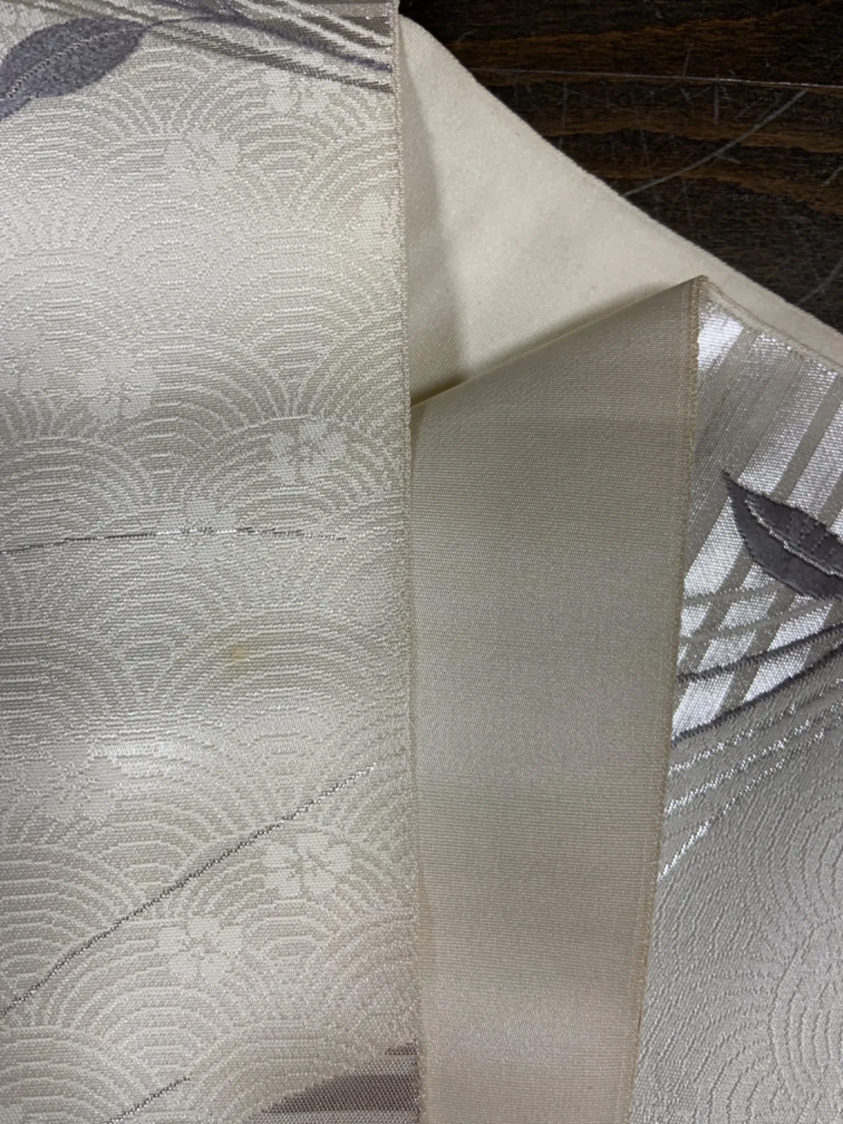 Nagoya Obi fabric – Brand New, Unfinished (Unsewn) – White, Silver, Gray, Purple, Pink, Red – A411