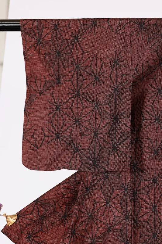 Tsumugi Silk(Japan Pre-loved kimono)  Rust-Red & Black – Hand-Woven – A087