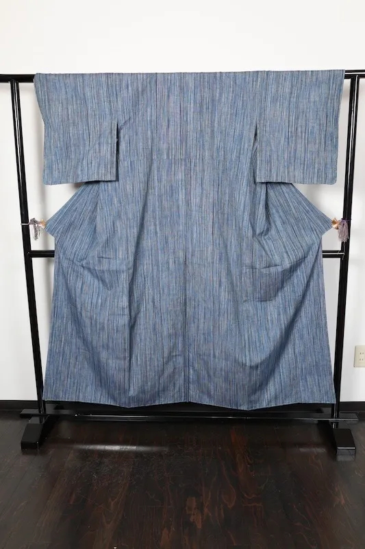 Tsumugi – Brand new and unused – Shades of indigo, black, and gray – Variant stripe pattern – Hand-woven – R151
