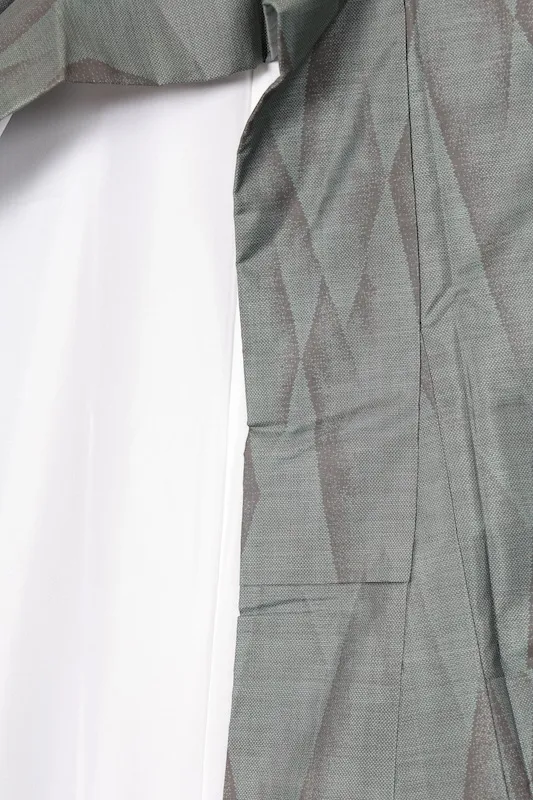 Authentic Oshima Tsumugi silk  kimono, brand new, unused, with certificate of authenticity. Green and gray,  R164