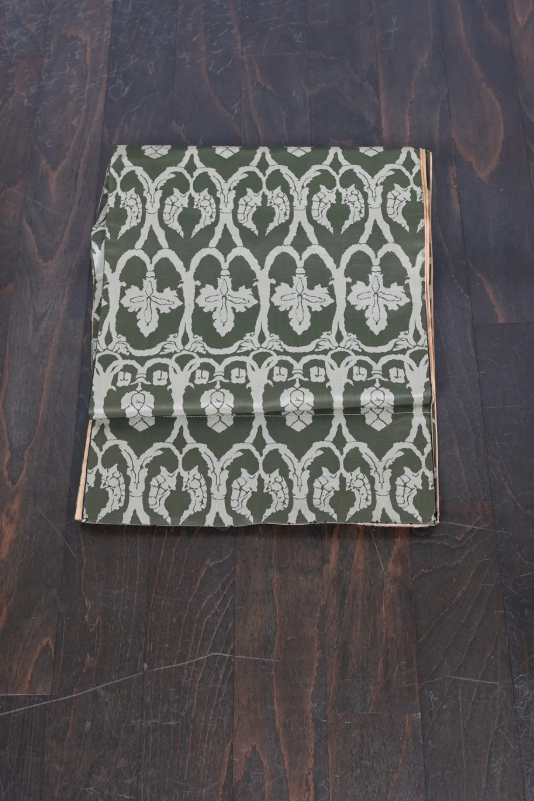Hiraki Nagoya Obi(used sash) – Shades of Green – Chinese-style Floral Pattern (Karahana) – R138