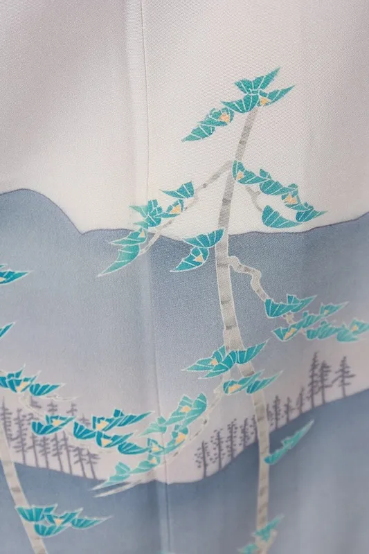 Japan used kimono ; Gray, Blue, and Indigo; Floral and Guilin Landscape Design; "Hidari-mitsudomoe" (Left-turning Triple Comma) Family Crests (Five); Artist-signed; B1404