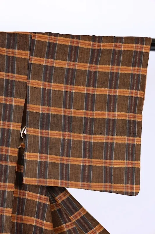 Tokamachi Tsumugi (Japan used kimono)– Shades of Brown – Lattice Pattern – K325