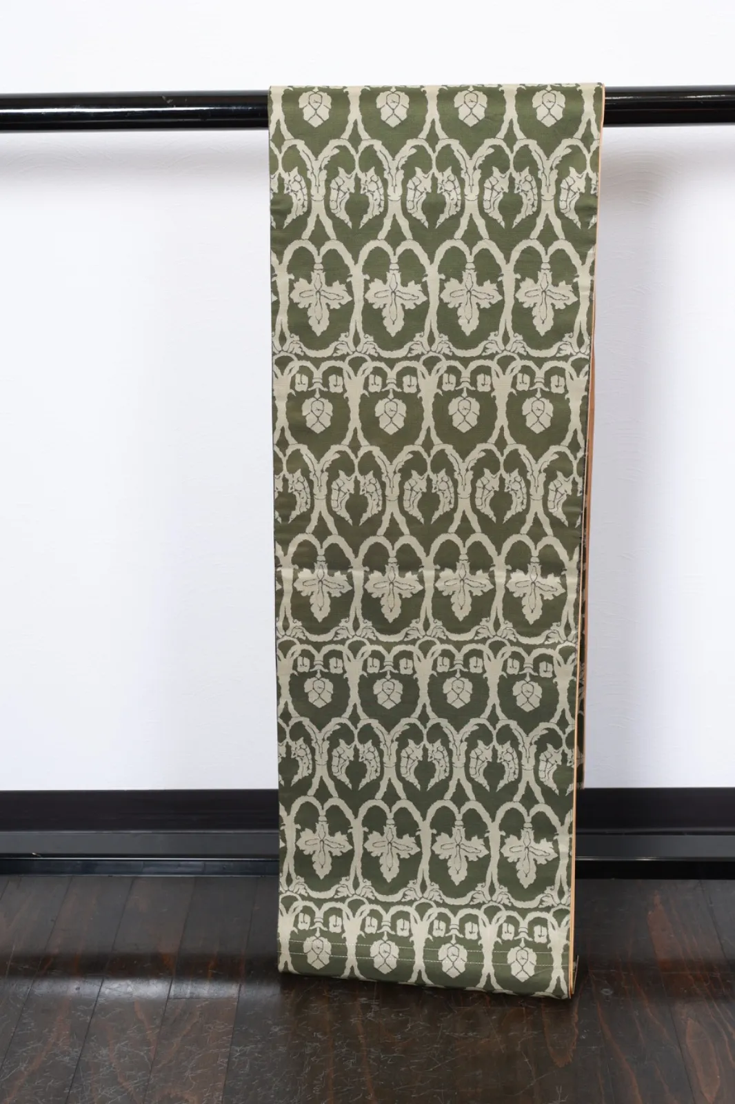 Hiraki Nagoya Obi(used sash) – Shades of Green – Chinese-style Floral Pattern (Karahana) – R138