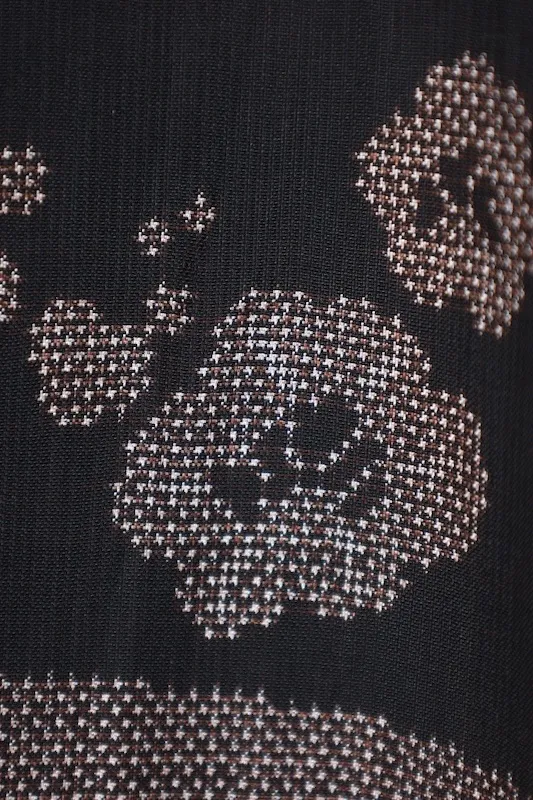 Japan used kimono  Oshima Tsumugi – Mud-dyed & Plant-dyed – Brown & Black – Plum Blossom Motif – 5-Maruki – T580