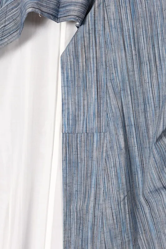 Tsumugi – Brand new and unused – Shades of indigo, black, and gray – Variant stripe pattern – Hand-woven – R151