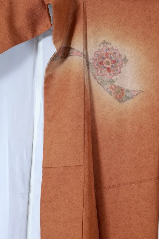 Tsukesage used Kimono – Shades of Brown, Green, and Purple; Floral and Noshi (Ceremonial Ribbon) Motifs; Swatow Embroidery (B1411)