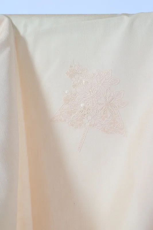 Japan kimono , Ojiya Tsumugi, brand new/unused, light yellow, floral design, Swatow embroidery, B1422