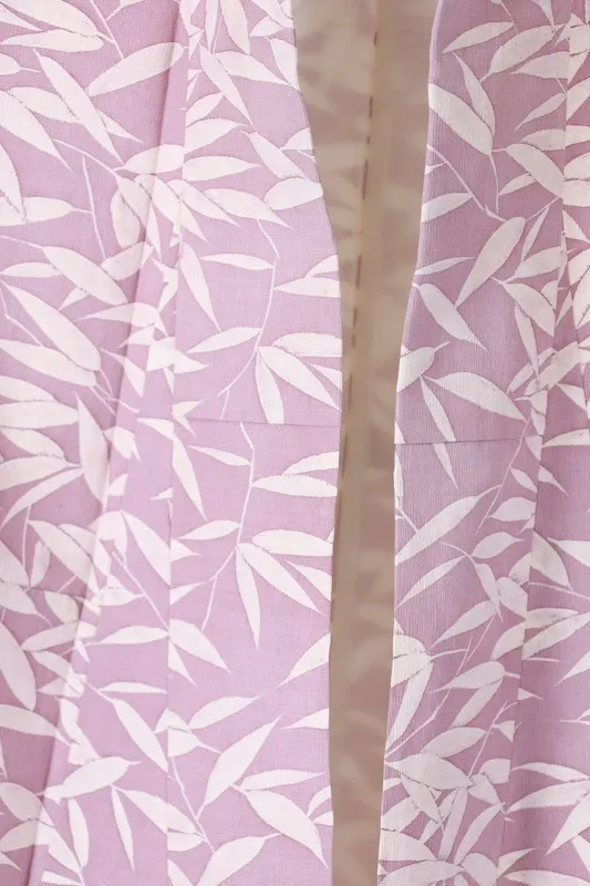 Japan used kimono pale purple and white, bamboo leaf motif, embroidery (B1388)