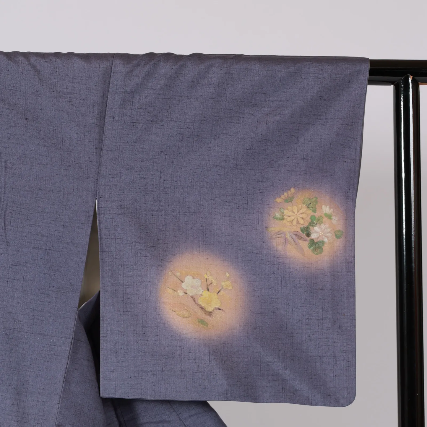 Silk pongee visiting kimono used, purple, indigo, gold, silver, green, auspicious motifs: cherry blossoms, plum blossoms, bamboo, chrysanthemums, V15