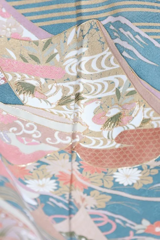 Formal used kimono (Houmongi) - Blue-gray, gold, coral red, purple, white, green, mandarin ducks, flowers, auspicious motifs, waves, Kyo-Yuzen dyeing, B1378