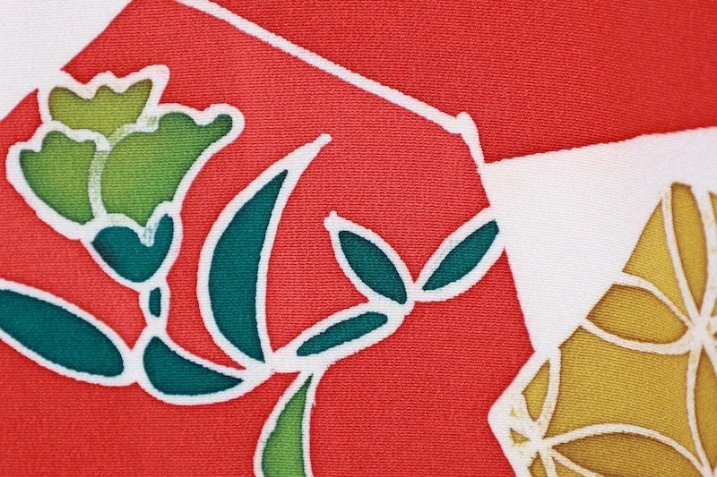 Komon (used kimono fabric) in red, green, yellow, mustard, floral, Shippo (seven treasures) pattern, tortoise shell pattern, batik dyeing, B1472