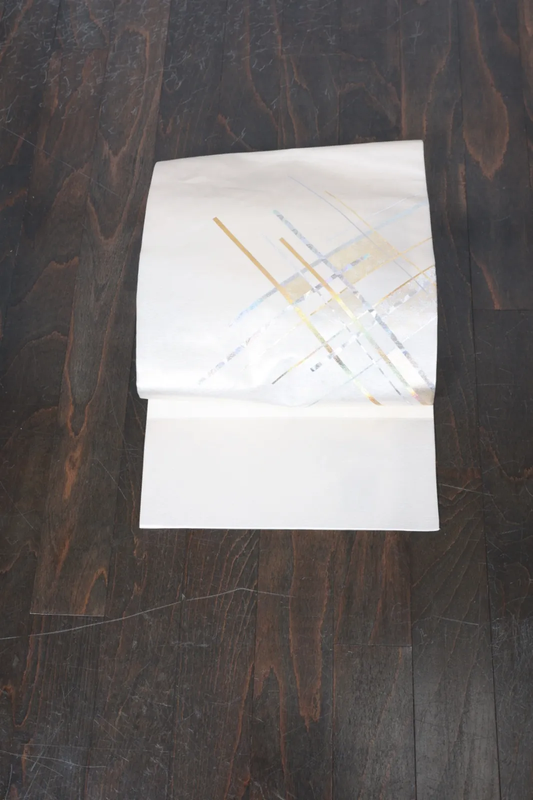 Nagoya Obi(used sash) – Traditional Craftsmanship by Shohei Hori – Hikihaku (Gold/Silver/Pearl Leaf) R127