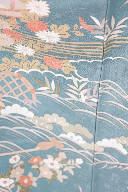 Formal used kimono (Houmongi) - Blue-gray, gold, coral red, purple, white, green, mandarin ducks, flowers, auspicious motifs, waves, Kyo-Yuzen dyeing, B1378