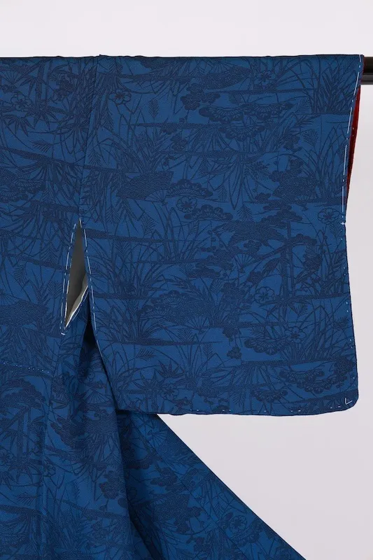 Komon(kimono), brand new and unused. Indigo shades. Features hand-dyed pine, bamboo, plum blossoms, fans, and wave patterns. B1478