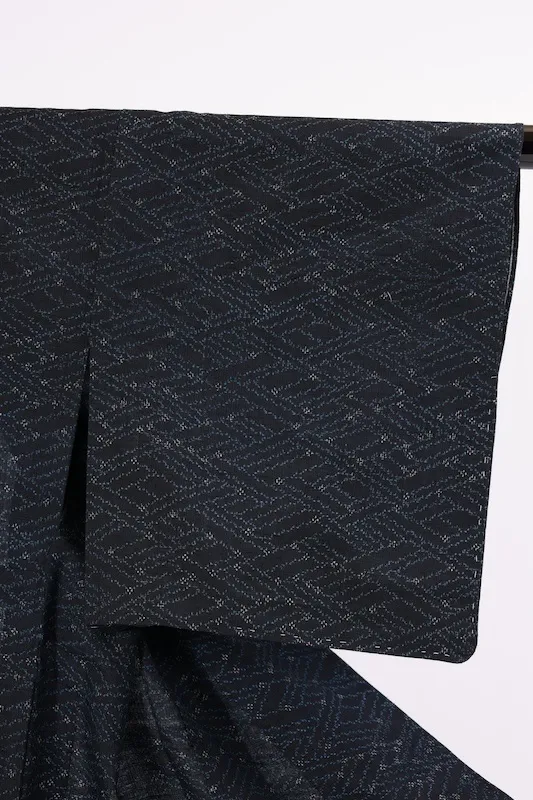 Tsumugi Silk(Japan Pre-loved kimono): Shades of Indigo and White (A075)